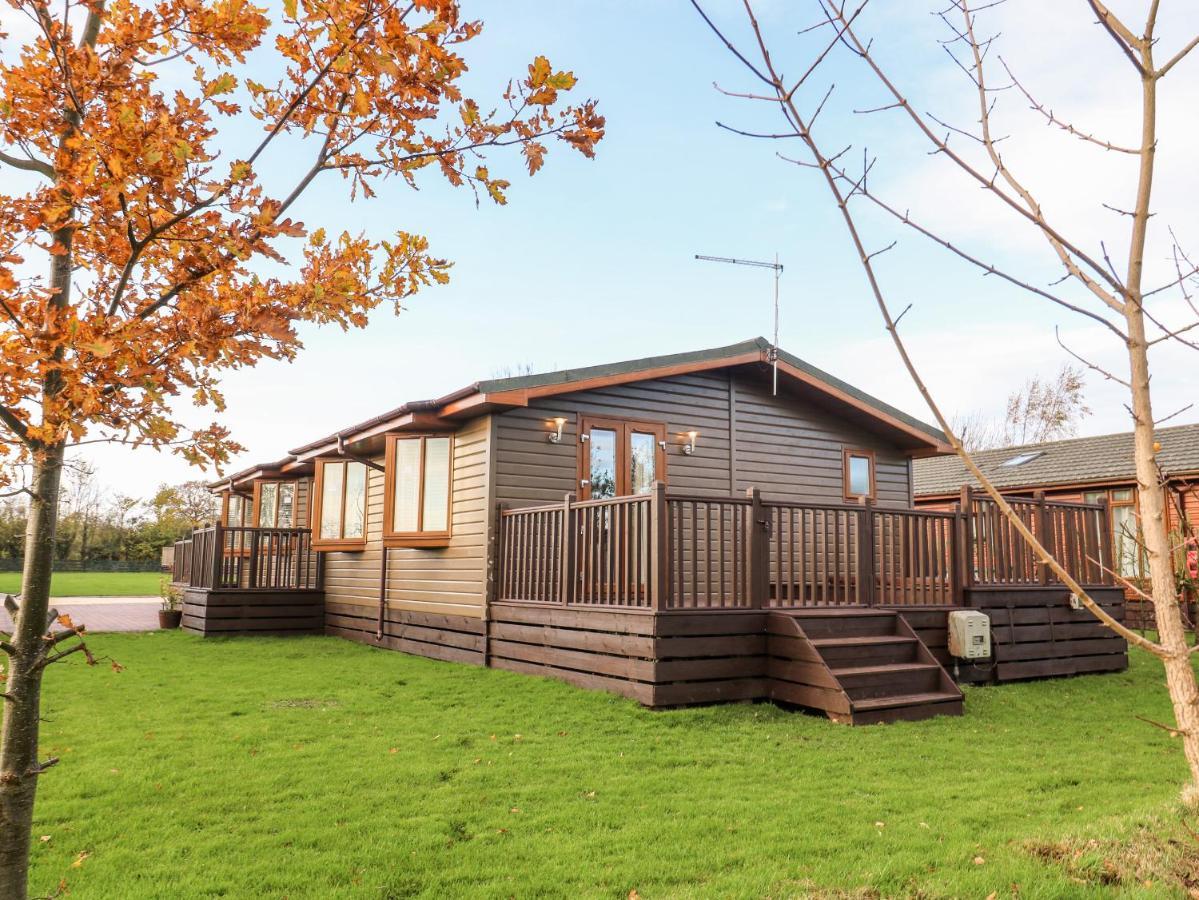 Oakwood Lodge York Buitenkant foto